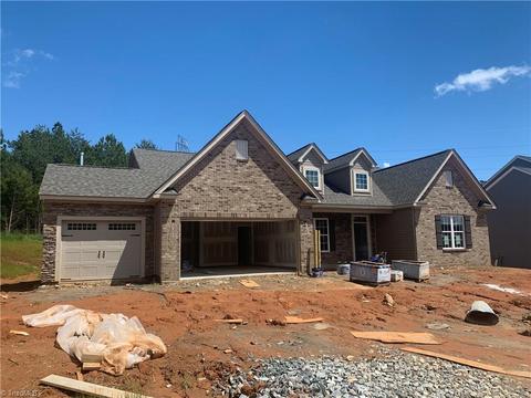 170 Shadow Trl, Clemmons, NC 27012 photo 2