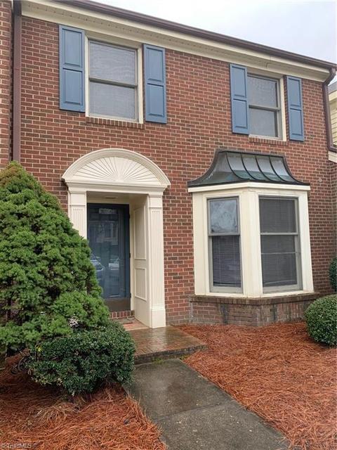 1007 Cherokee Ct, High Point, NC 27262 photo 3