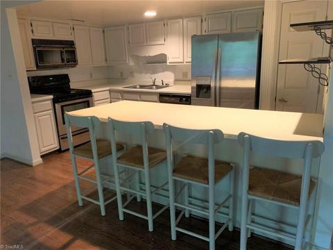 1007 Cherokee Ct, High Point, NC 27262 photo 11