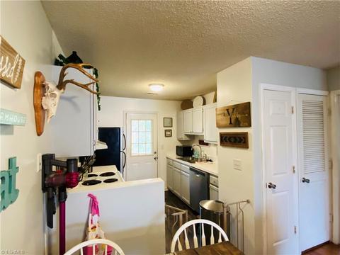 116 English Ct, Trinity, NC 27370 photo 5