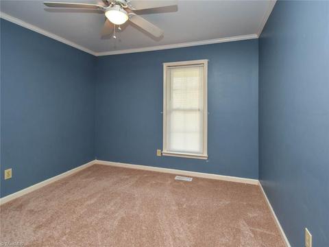 2010 Carlisle Way, High Point, NC 27265 photo 11