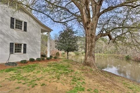 260 Willow Bend Way, Dobson, NC 27017 photo 7