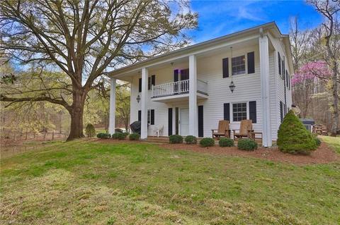 260 Willow Bend Way, Dobson, NC 27017 photo 5