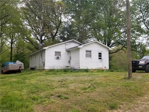 114 Lightning Ln, Pilot Mountain, NC 27041 photo 23