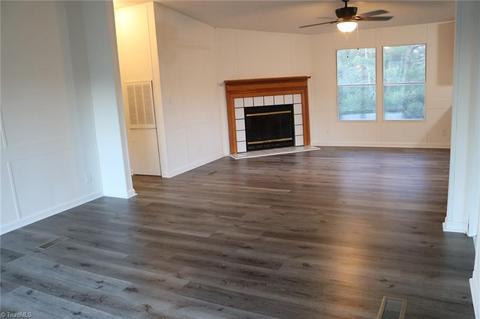 116 Fox Run Ln, Pilot Mountain, NC 27041 photo 7