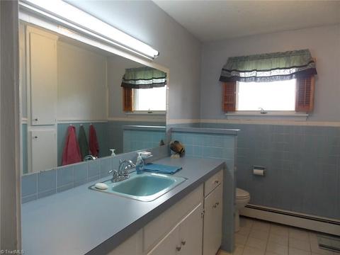 228 Couch Rd, Elkin, NC 28621 photo 15