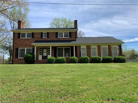 1707 Windsor Dr, High Point, NC 27262 photo 1