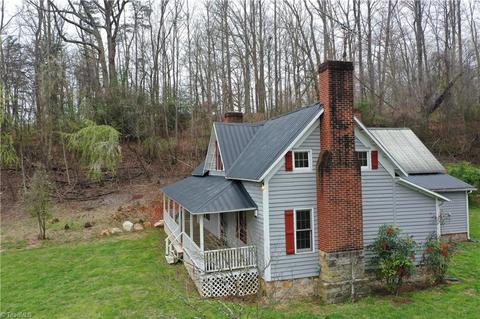 12617 Traphill Rd, Traphill, NC 28685 photo 24