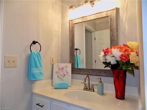 8025 Glengarriff Rd, Clemmons, NC 27012 photo 15