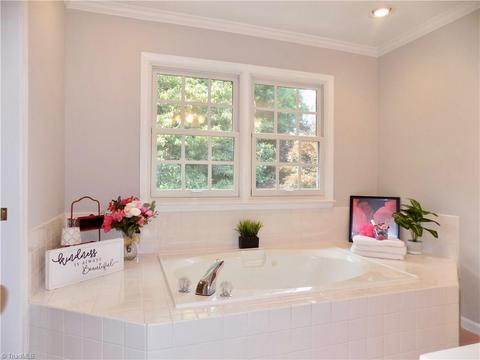 8025 Glengarriff Rd, Clemmons, NC 27012 photo 14