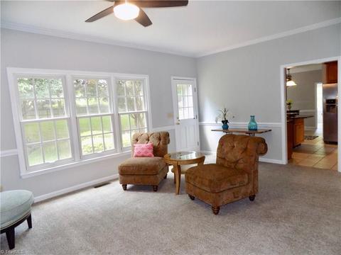 8025 Glengarriff Rd, Clemmons, NC 27012 photo 10