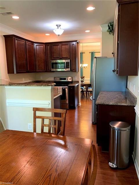 2484 Bearded Iris Ln, High Point, NC 27265 photo 7
