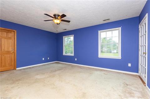928 Sheffield Rd, Harmony, NC 28634 photo 16