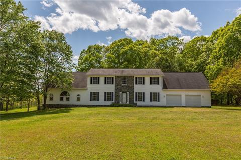 928 Sheffield Rd, Harmony, NC 28634 photo 1