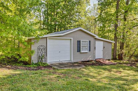 1613 Ross Wood Rd, Trinity, NC 27370 photo 6
