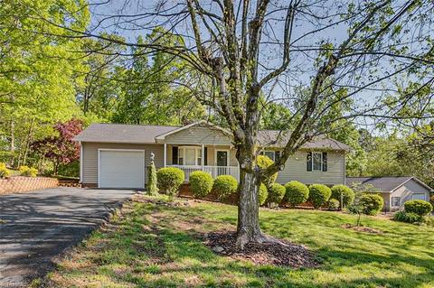1613 Ross Wood Rd, Trinity, NC 27370 photo 1