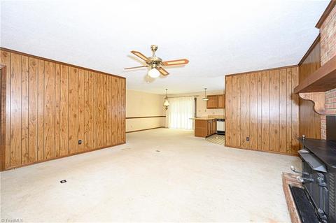 4340 Stone Ridge Dr, Trinity, NC 27370 photo 8