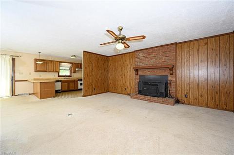 4340 Stone Ridge Dr, Trinity, NC 27370 photo 7
