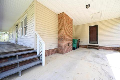 4340 Stone Ridge Dr, Trinity, NC 27370 photo 4