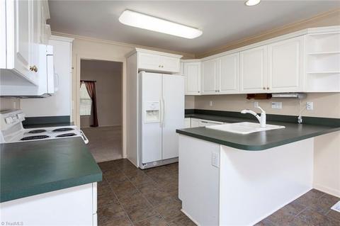 705 Old Mill Rd, High Point, NC 27265 photo 8