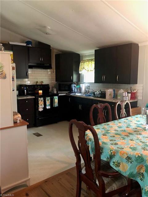188 Tesh Rd, Clemmons, NC 27012 photo 4