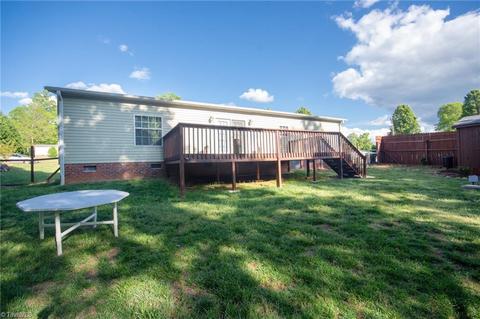 2921 Eagle Point Dr, Trinity, NC 27370 photo 26