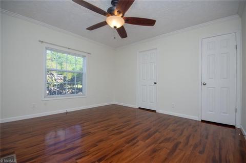 2921 Eagle Point Dr, Trinity, NC 27370 photo 10