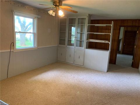 736 Redland Rd, Advance, NC 27006 photo 2