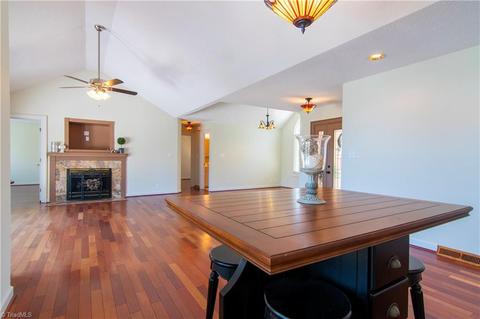 176 Troon Ave, Roaring Gap, NC 28668 photo 6