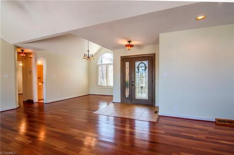 176 Troon Ave, Roaring Gap, NC 28668 photo 3