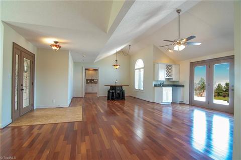 176 Troon Ave, Roaring Gap, NC 28668 photo 7