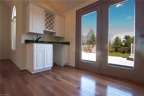 176 Troon Ave, Roaring Gap, NC 28668 photo 5