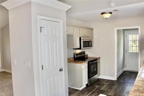 304 Wray St, Mayodan, NC 27027 photo 3