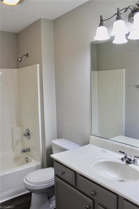 304 Wray St, Mayodan, NC 27027 photo 8