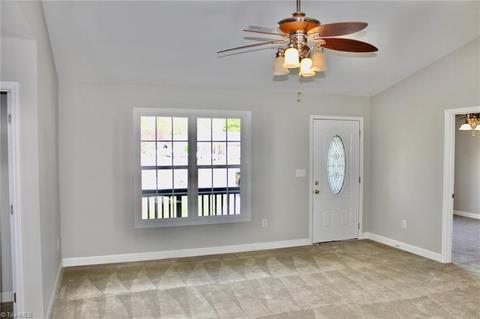 304 Wray St, Mayodan, NC 27027 photo 5
