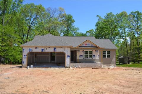 609 Williams Rd, Madison, NC 27025 photo 1