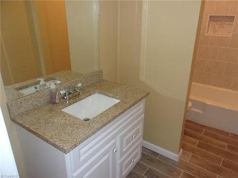 2139 Rivermeade Dr, High Point, NC 27265 photo 15