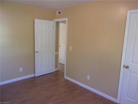 2139 Rivermeade Dr, High Point, NC 27265 photo 21