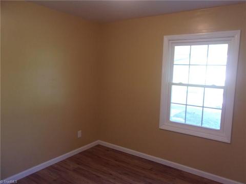 2139 Rivermeade Dr, High Point, NC 27265 photo 22