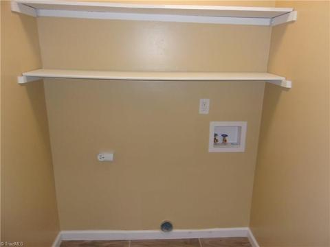 2139 Rivermeade Dr, High Point, NC 27265 photo 16