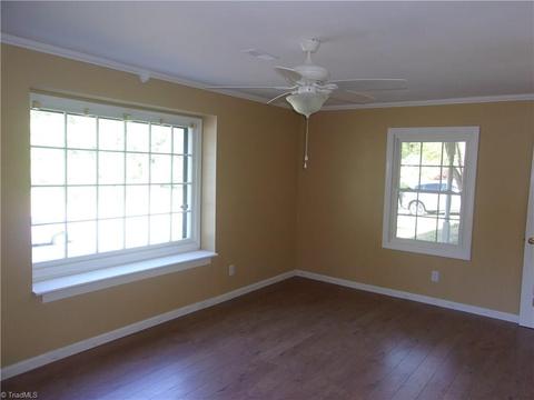 2139 Rivermeade Dr, High Point, NC 27265 photo 6