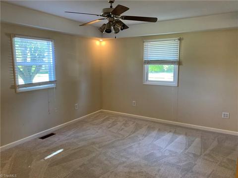 110 Mowery Dr, High Point, NC 27262 photo 11