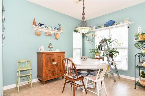 1231 Hampton Park Dr, High Point, NC 27265 photo 9