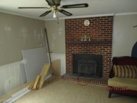 524 Mountainbrook Dr, King, NC 27021 photo 9