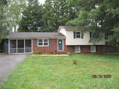 524 Mountainbrook Dr, King, NC 27021 photo 1