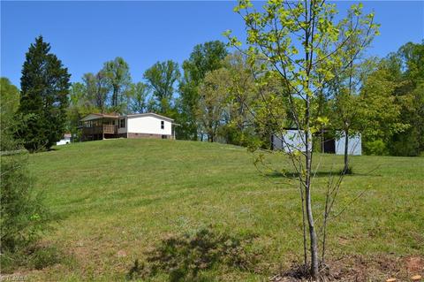 647 Lowe Rd, Madison, NC 27025 photo 28