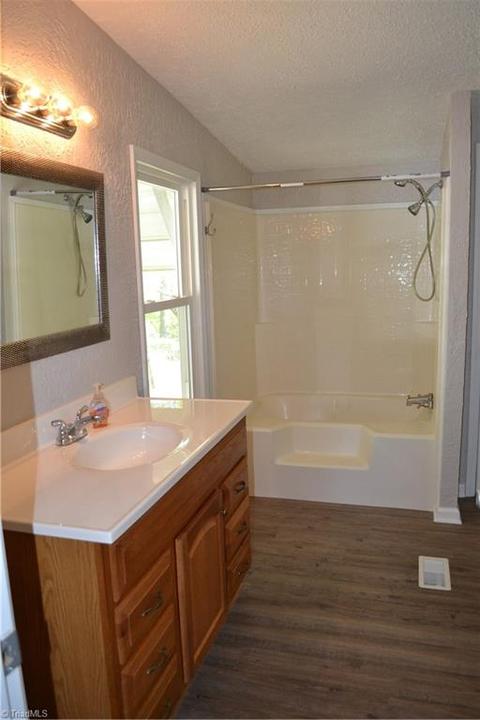647 Lowe Rd, Madison, NC 27025 photo 13