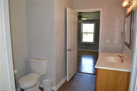 647 Lowe Rd, Madison, NC 27025 photo 14