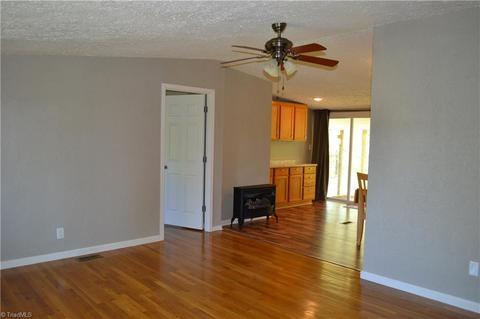 647 Lowe Rd, Madison, NC 27025 photo 8