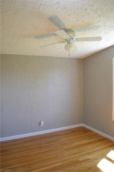 647 Lowe Rd, Madison, NC 27025 photo 16